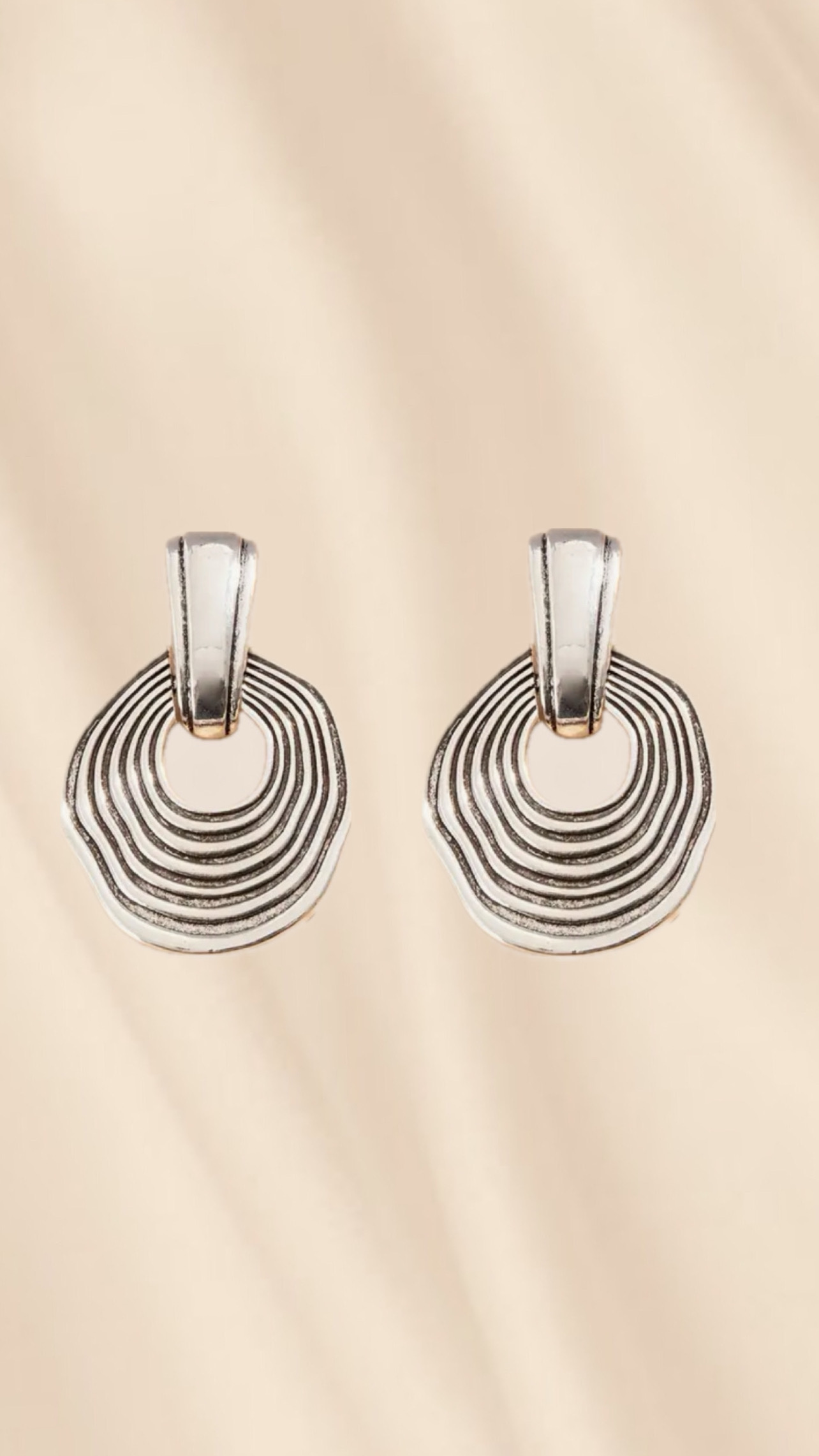 5FCF95E5-B3FC-4B39-953E-70D365F6D3FB